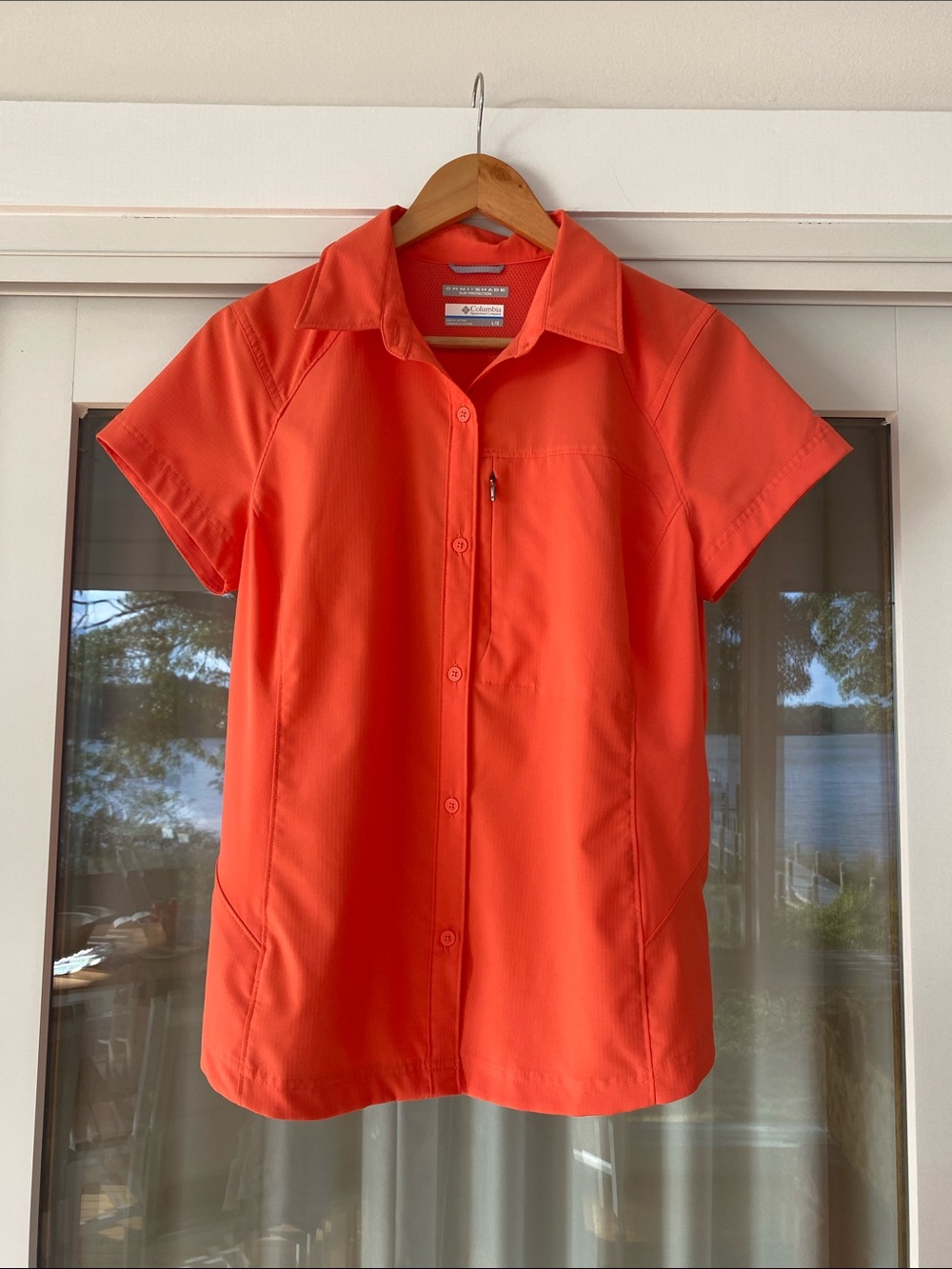 😎 Columbia Women’s Short-Sleeve Hiking Shirt in Bright Orange